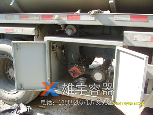 油罐車油（yóu）氣回收（shōu）下裝（zhuāng）改（gǎi）造